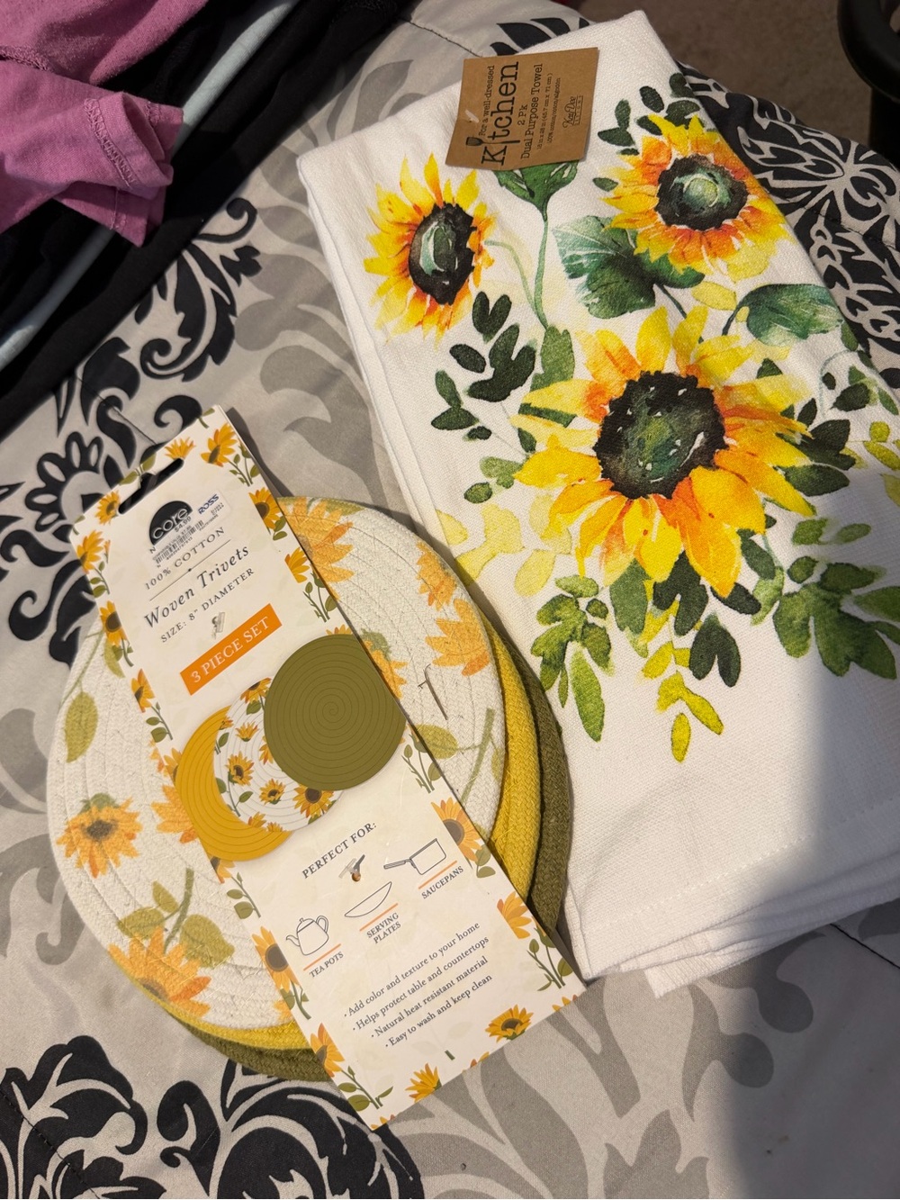 Core Home Sunflower Kitchen Towel and Trivet Set - Yellow/Green